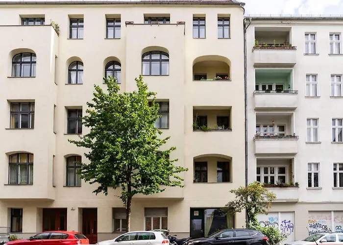 Modern 2 Bedroom Apartment In Berlin Schoeneberg