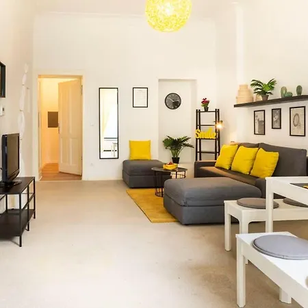 Modern 2 Bedroom Apartment In Berlin Schoeneberg Exterior foto