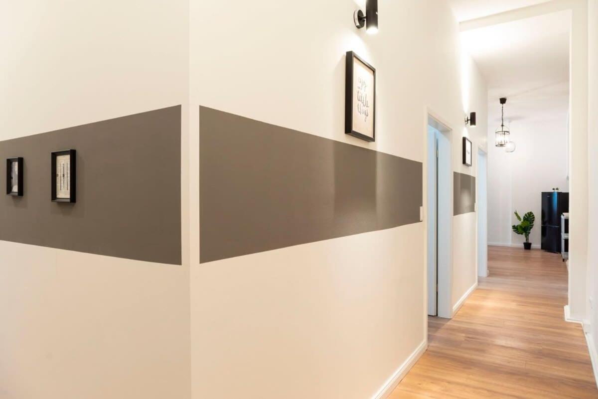 Modern 2 Bedroom In Schoeneberg * Berlijn
